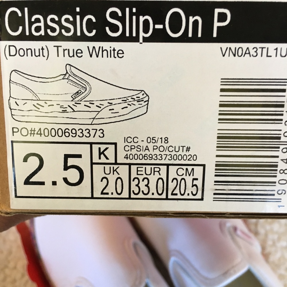 NWT Girls 2.5, Vans Donut Shoes - Picture 8 of 8